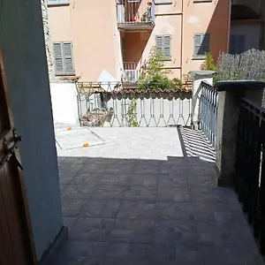 Piccolo Monolocale Con Angolo Cottura Appartamento